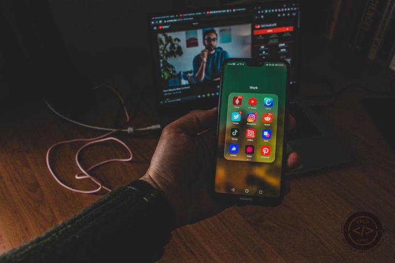 Tools apa saja untuk membuat aplikasi android