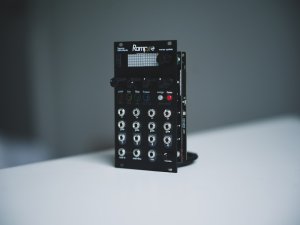 Menguasai Operator Aritmatika dan Logika: Kunci Perhitungan Efektif di Python