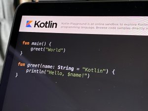 Kotlin: Beda Tipis Variabel Mutable vs Immutable, Biar Koding Makin Cuan!