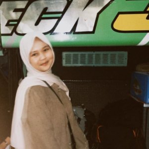 PRASASTI JULIA MUNANDAR